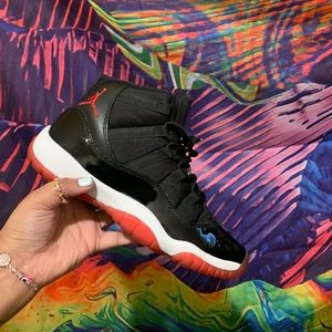 Air jordan bred 11 2012
